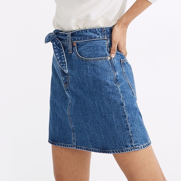 Madewell Rigid Denim Straight Mini Skirt in Haydel Wash: Tie-Waist Edition - Picture 3 of 8